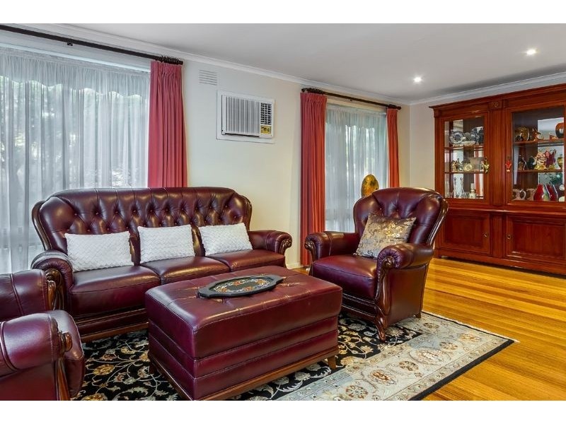 1 Mantova Drive, Wheelers Hill VIC 3150