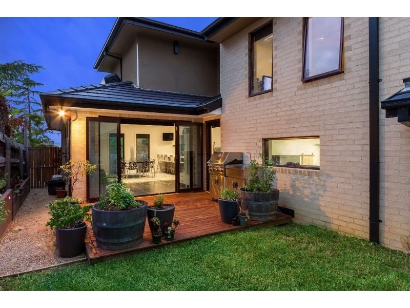 7 View Road, Glen Waverley VIC 3150