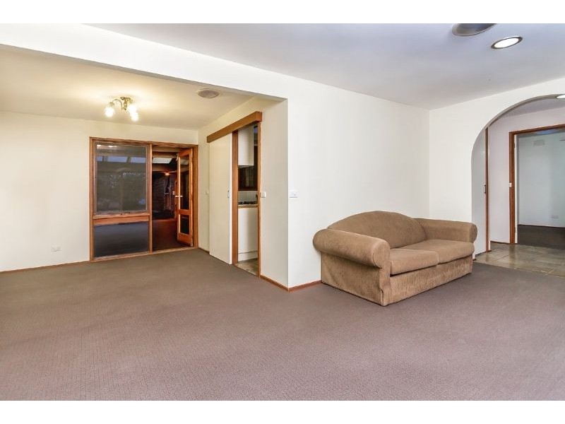 52 Collendina Crescent, Scoresby VIC 3179