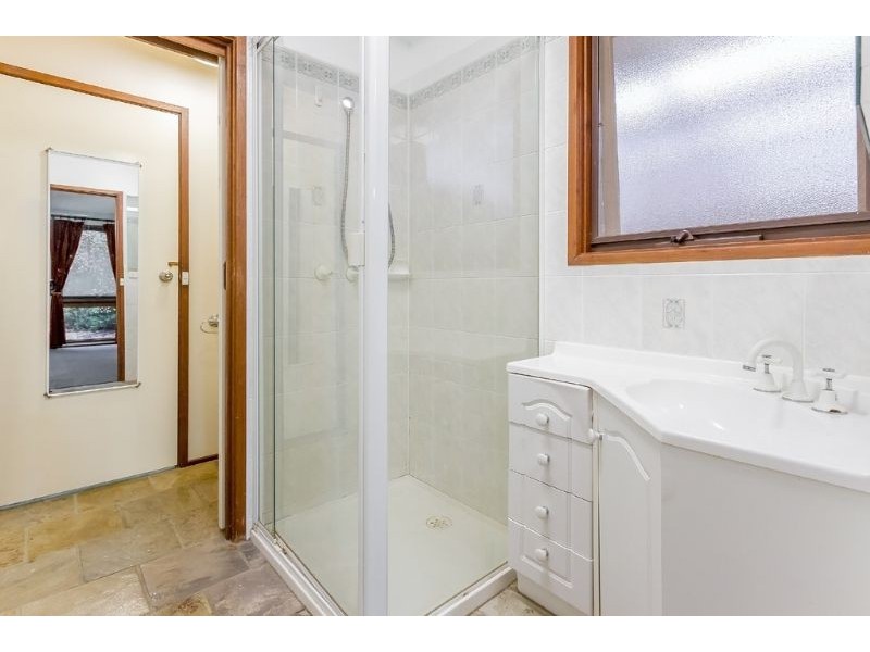 52 Collendina Crescent, Scoresby VIC 3179