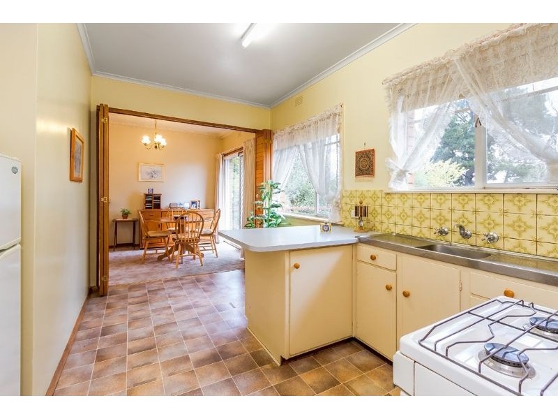 15 Jeffrey Street, Mount Waverley VIC 3149