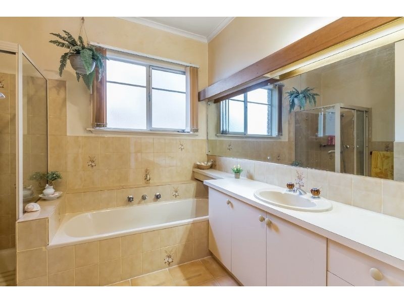 15 Jeffrey Street, Mount Waverley VIC 3149