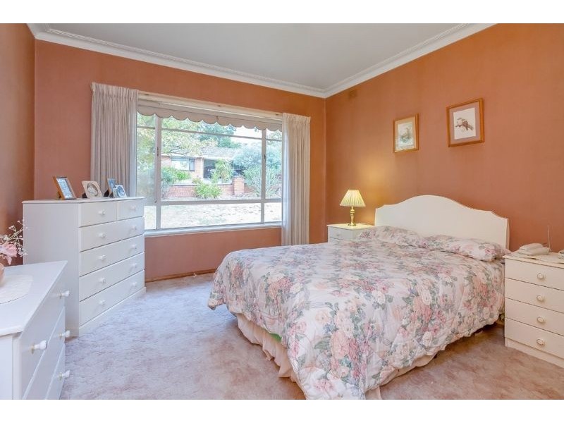 15 Jeffrey Street, Mount Waverley VIC 3149