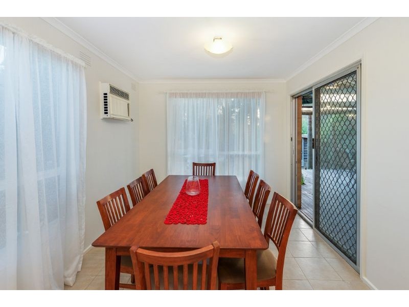 40 Mackellar Avenue, Wheelers Hill VIC 3150