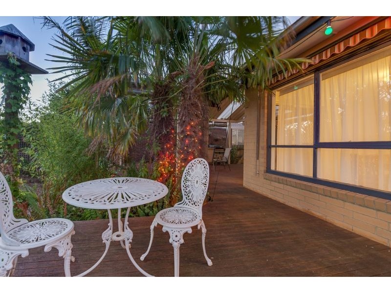 40 Mackellar Avenue, Wheelers Hill VIC 3150