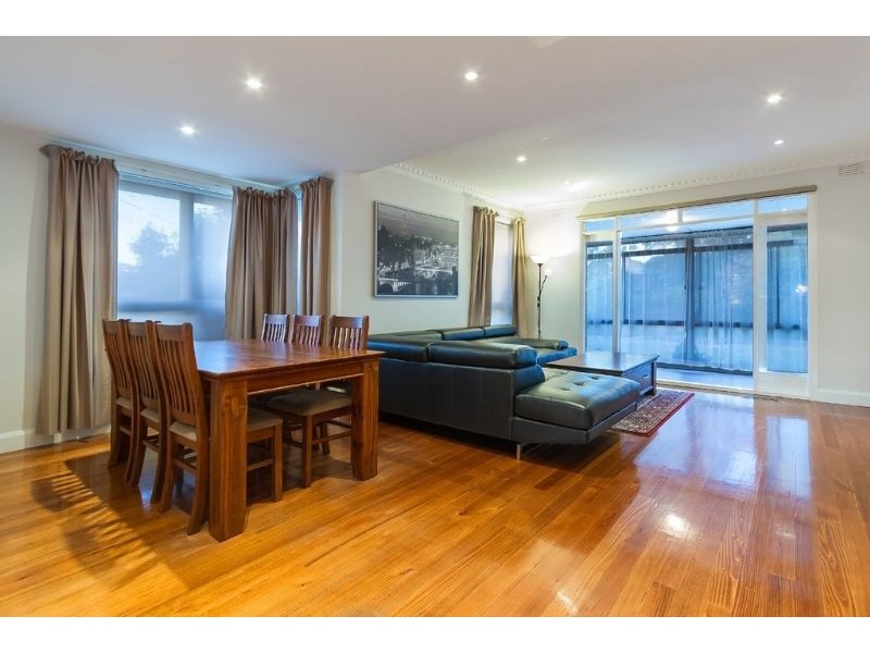 6 Avonhurst Drive, Glen Waverley VIC 3150