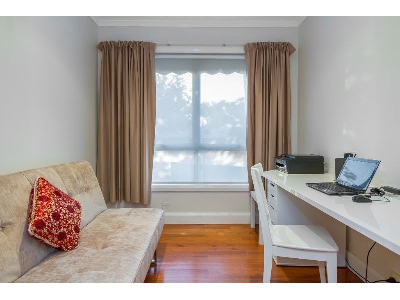 6 Avonhurst Drive, Glen Waverley VIC 3150