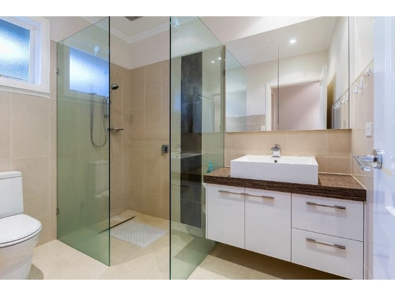 6 Avonhurst Drive, Glen Waverley VIC 3150