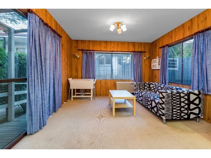 6 Avonhurst Drive, Glen Waverley VIC 3150