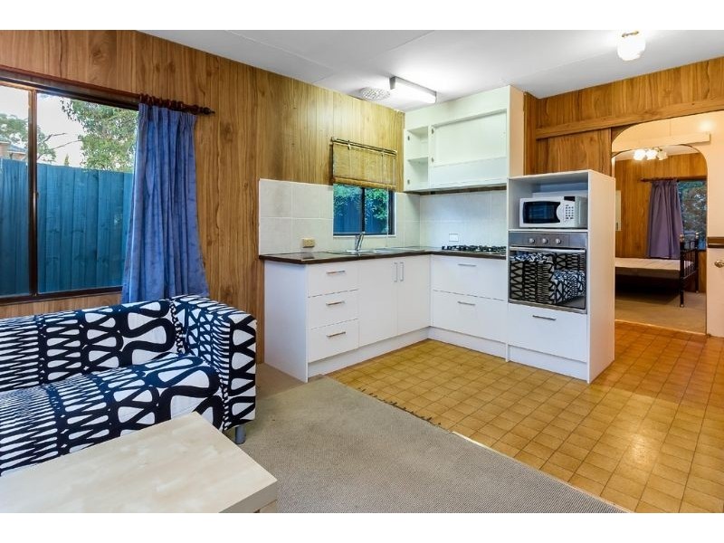 6 Avonhurst Drive, Glen Waverley VIC 3150