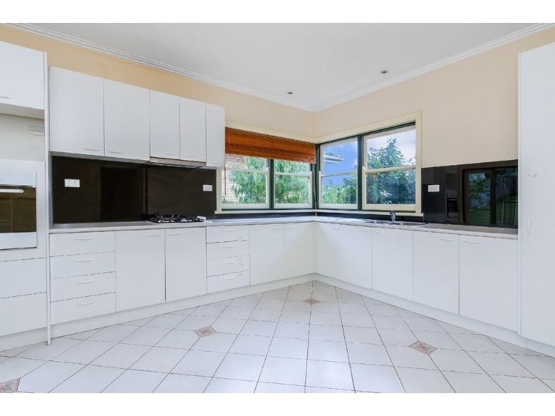 7 Fairview Road, Mount Waverley VIC 3149