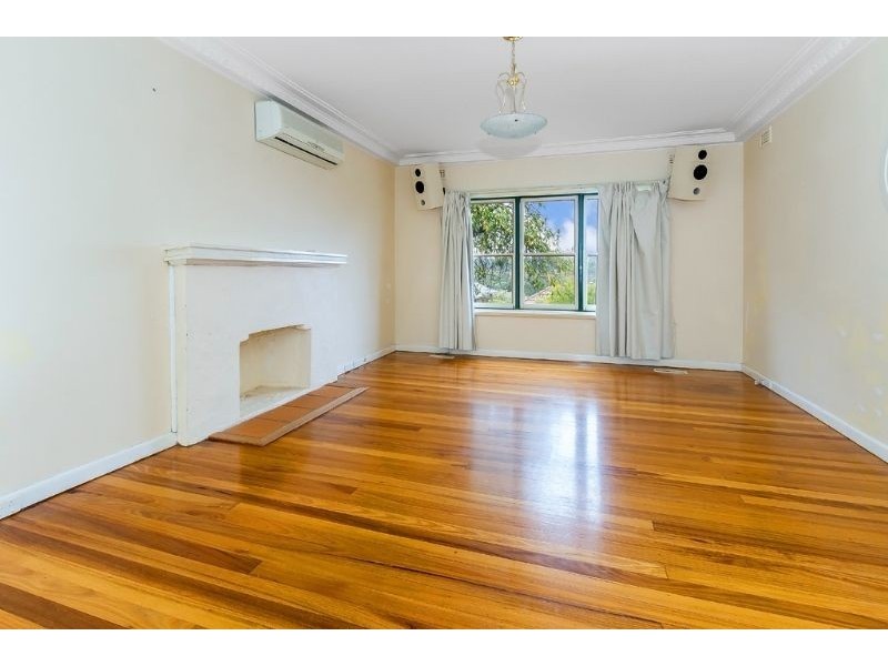 7 Fairview Road, Mount Waverley VIC 3149