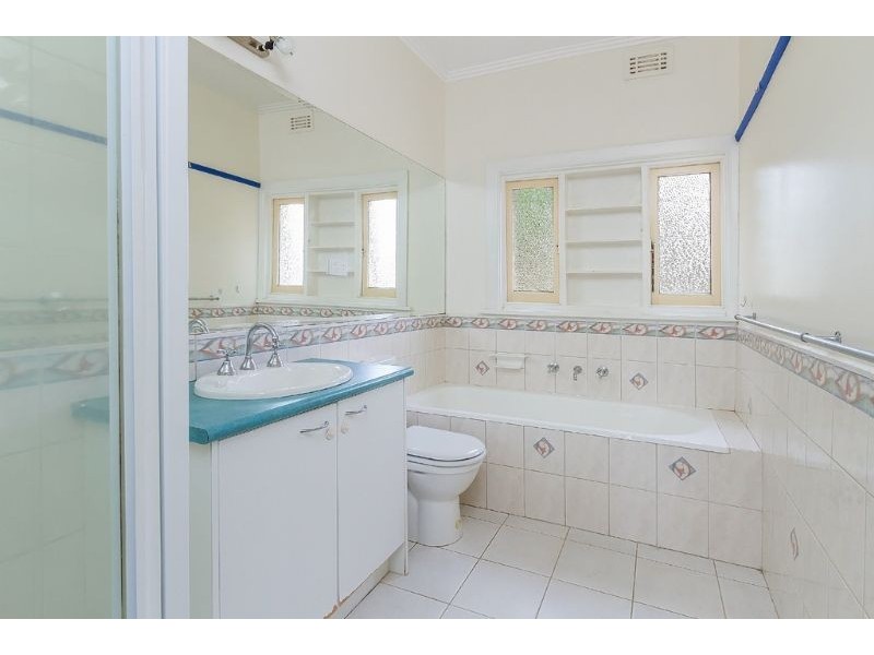 7 Fairview Road, Mount Waverley VIC 3149