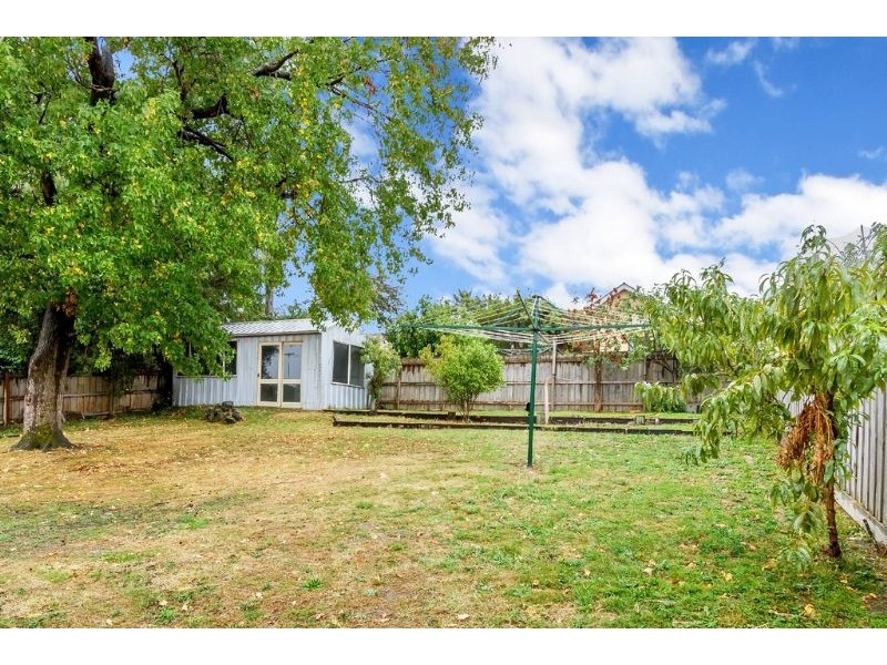 7 Fairview Road, Mount Waverley VIC 3149