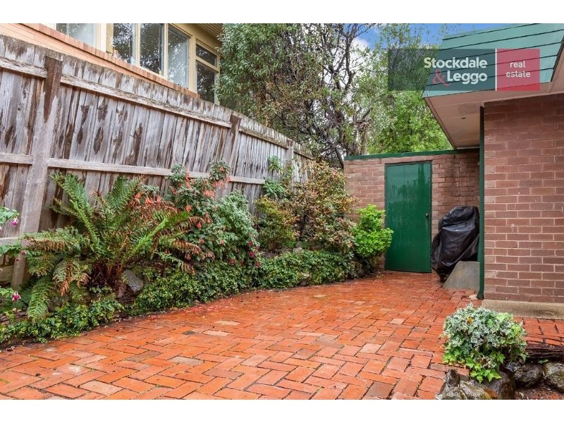 2/49 Surrey Road, Mount Waverley VIC 3149