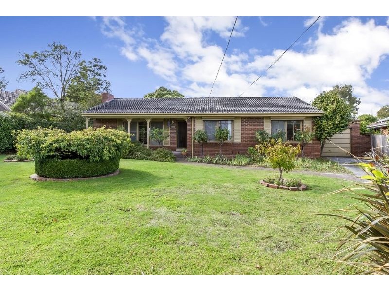 2 Orchard Street, Glen Waverley VIC 3150