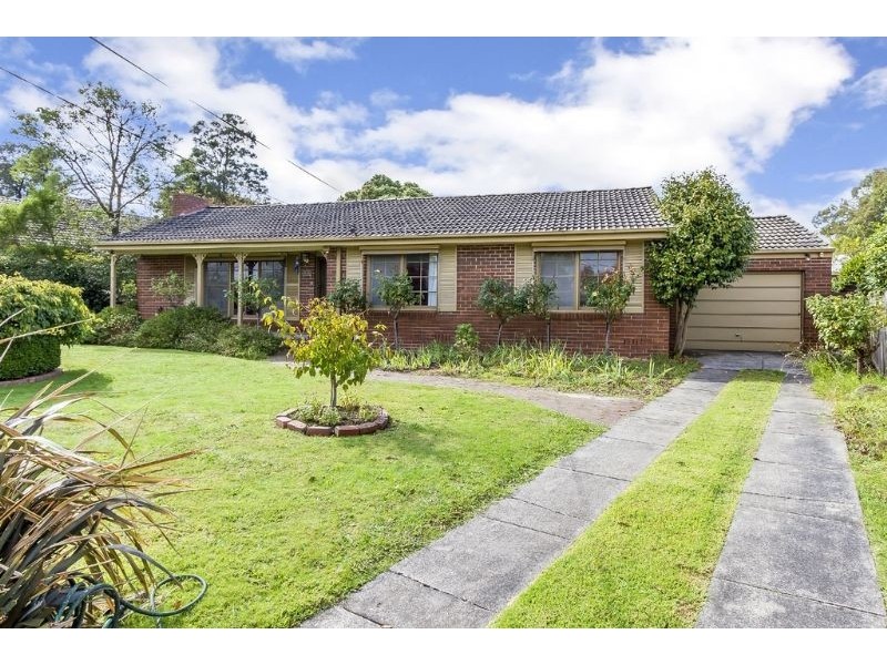 2 Orchard Street, Glen Waverley VIC 3150