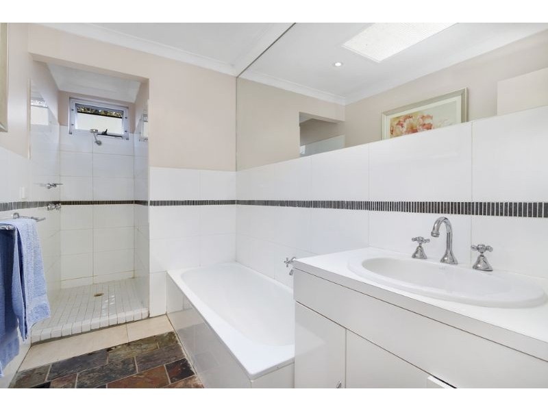 45 Caledonia Crescent, Mulgrave VIC 3170