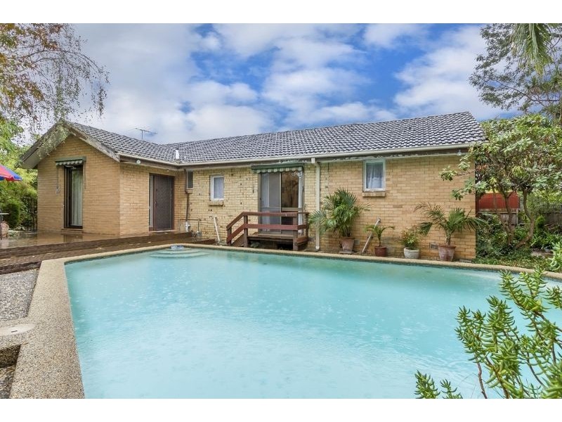 22 Coomleigh Avenue, Glen Waverley VIC 3150