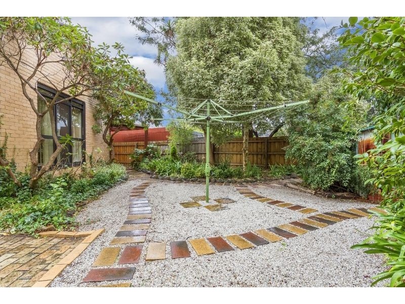 22 Coomleigh Avenue, Glen Waverley VIC 3150