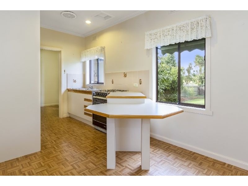 26 Howard Avenue, Mount Waverley VIC 3149