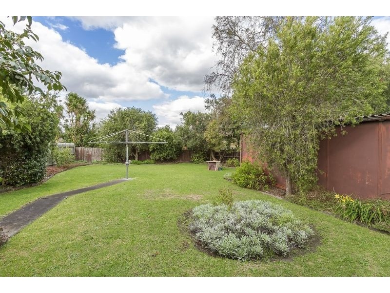 26 Howard Avenue, Mount Waverley VIC 3149