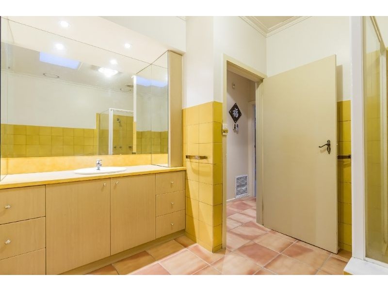 97 Ferntree Gully Road, Mount Waverley VIC 3149