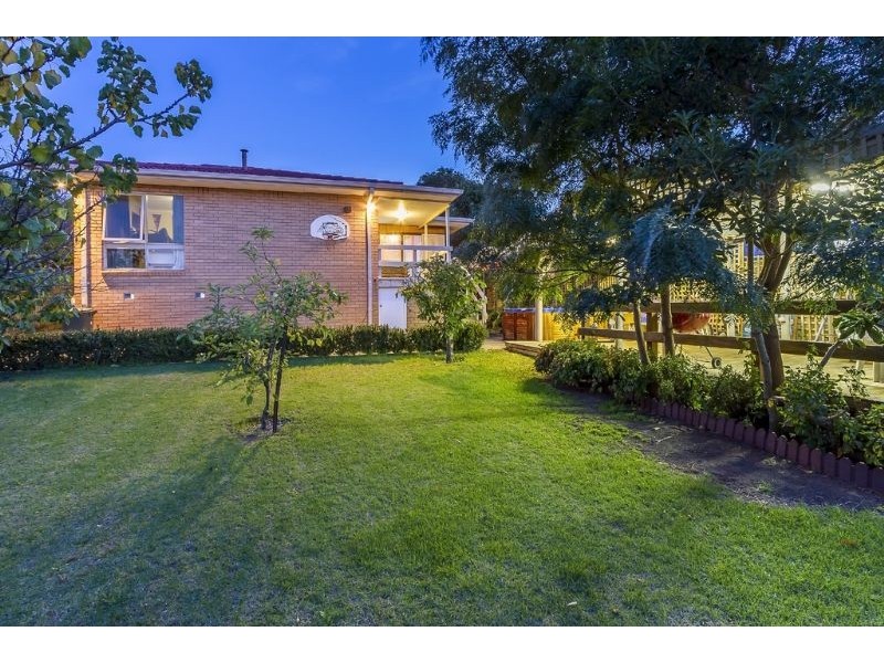 97 Ferntree Gully Road, Mount Waverley VIC 3149