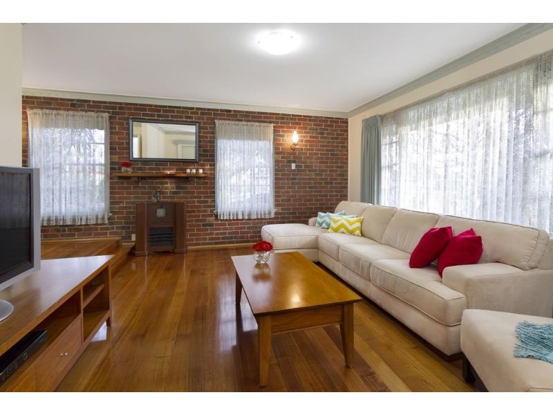 13 Biscayne Drive, Mount Waverley VIC 3149