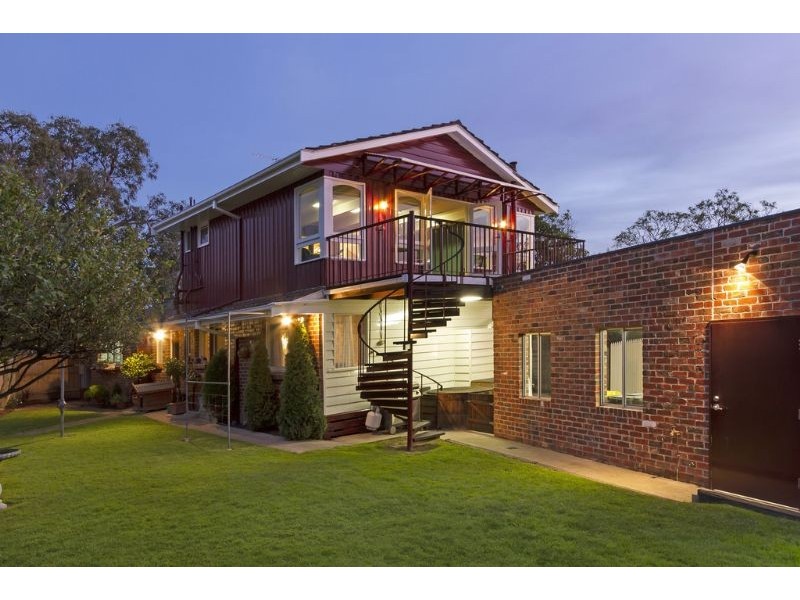 13 Biscayne Drive, Mount Waverley VIC 3149