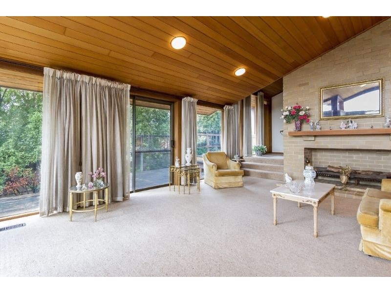 30 Glen Court, Glen Waverley VIC 3150