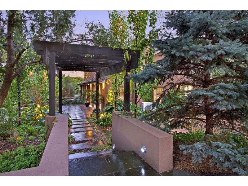 6 Kathleen Avenue, Mount Waverley VIC 3149