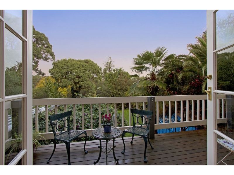 6 Kathleen Avenue, Mount Waverley VIC 3149