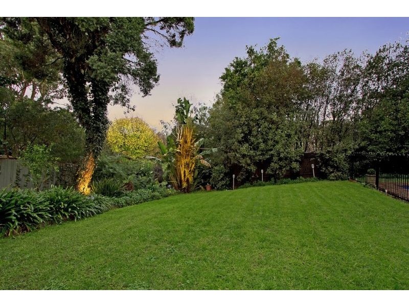 6 Kathleen Avenue, Mount Waverley VIC 3149