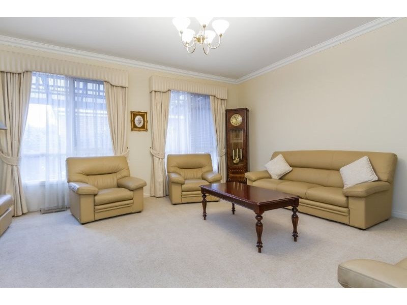 2/7 Brand Street, Mount Waverley VIC 3149