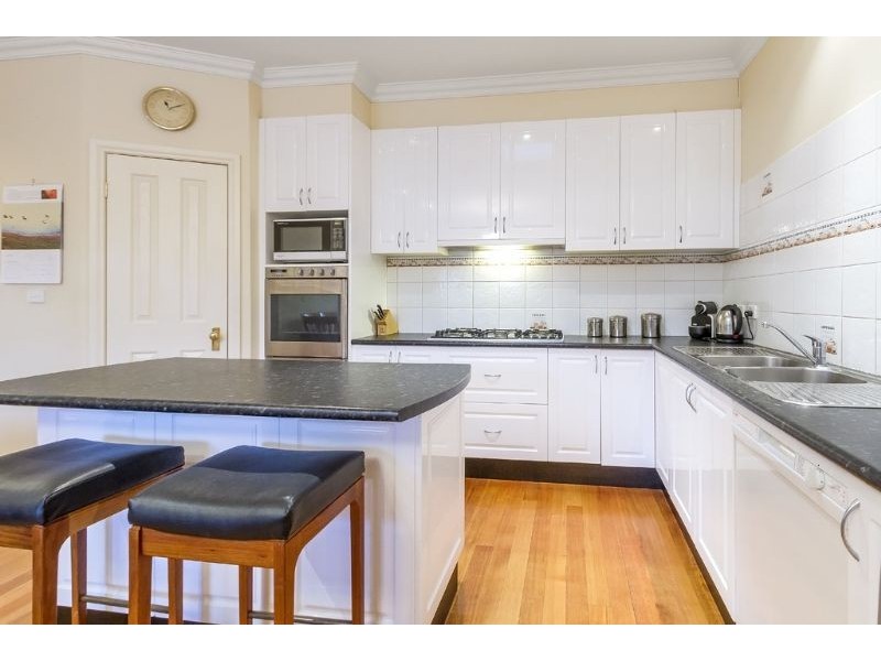 2/7 Brand Street, Mount Waverley VIC 3149