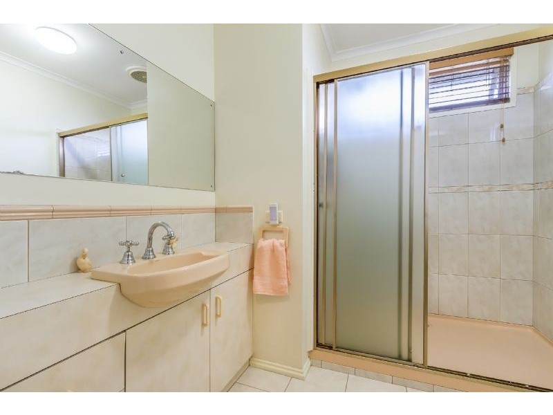 8 Domino Court, Wheelers Hill VIC 3150