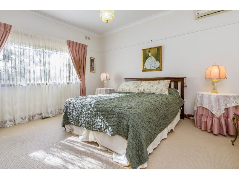 1/1 Carmel Avenue, Mount Waverley VIC 3149