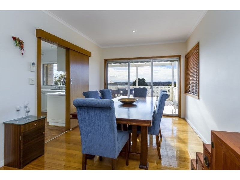 15 Brazilia Drive, Glen Waverley VIC 3150