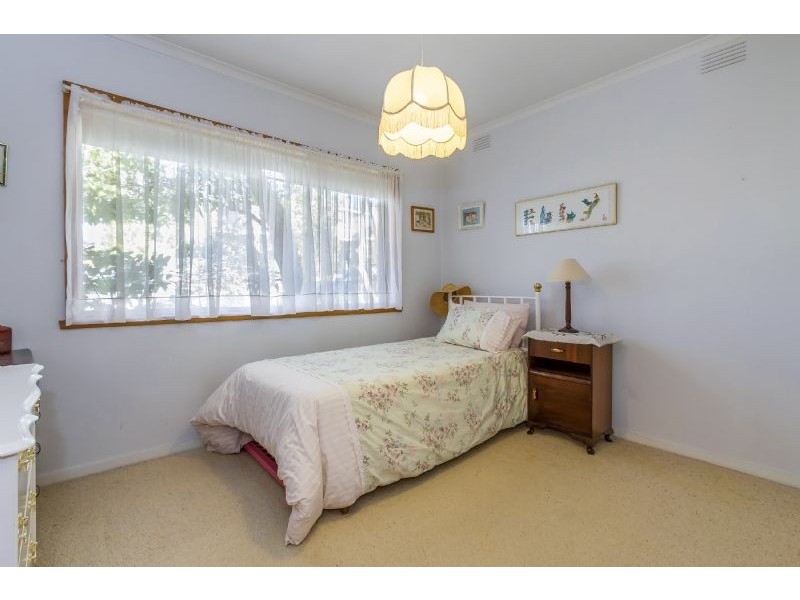 15 Brazilia Drive, Glen Waverley VIC 3150