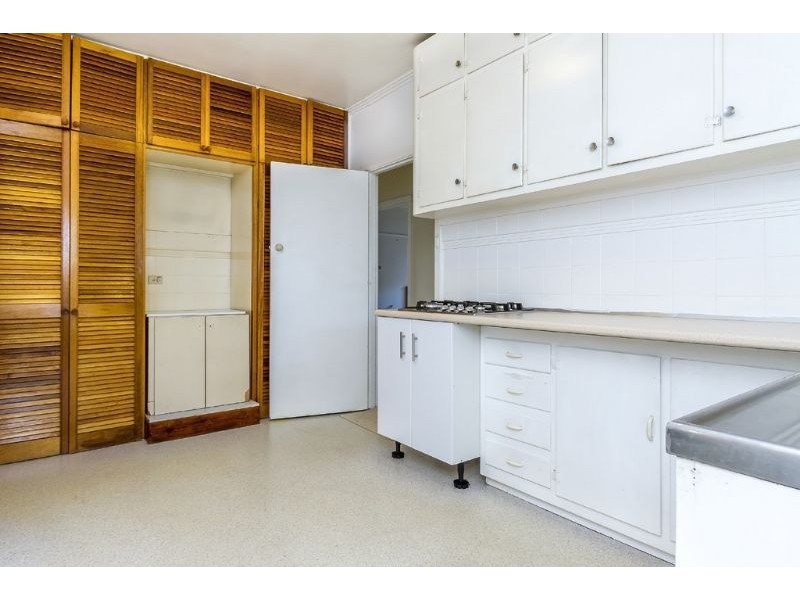 26 Avondale Grove, Mount Waverley VIC 3149