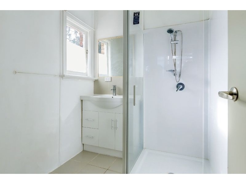 26 Avondale Grove, Mount Waverley VIC 3149