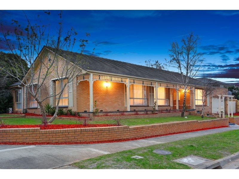 13 Kingswood Avenue, Mount Waverley VIC 3149