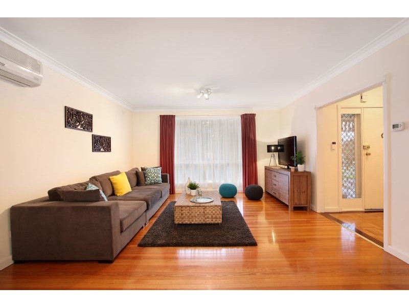 13 Kingswood Avenue, Mount Waverley VIC 3149