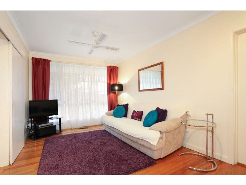 13 Kingswood Avenue, Mount Waverley VIC 3149