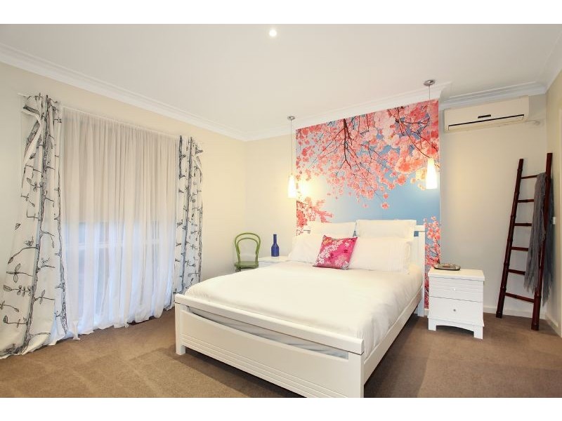 13 Kingswood Avenue, Mount Waverley VIC 3149