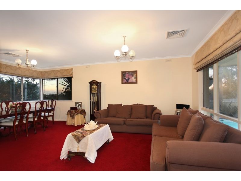 24 Wilga Street, Mount Waverley VIC 3149