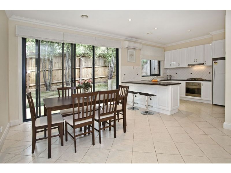 3/27 Glen Court, Glen Waverley VIC 3150