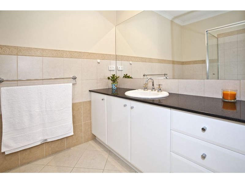 3/27 Glen Court, Glen Waverley VIC 3150