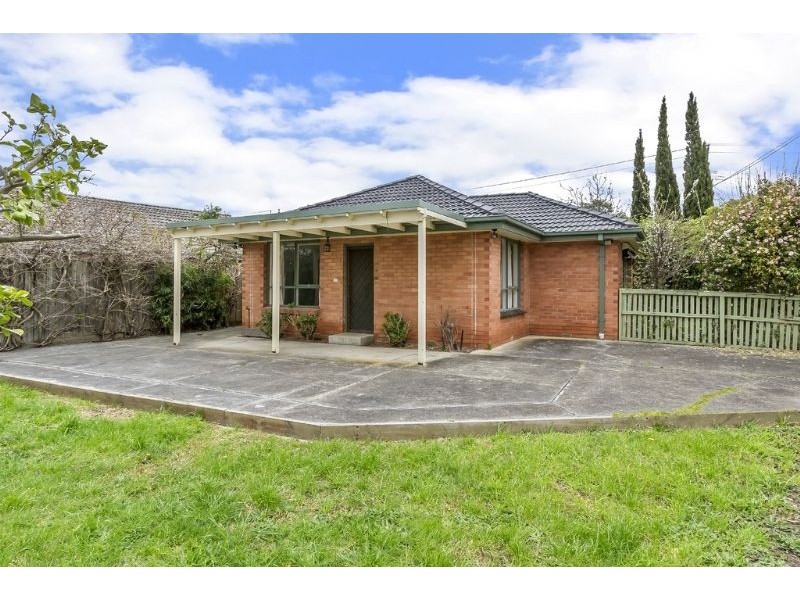 7 Carver Street, Burwood East VIC 3151